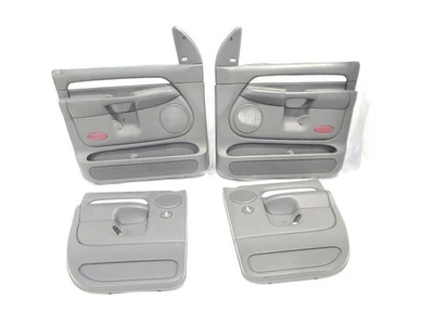 Dodge SRT10 2005 RAM DOBLE CABINA FABRICANTE DE EQUIPOS ORIGINALES conjunto de 4 paneles de moldura de puerta negros Foto 1 de 4