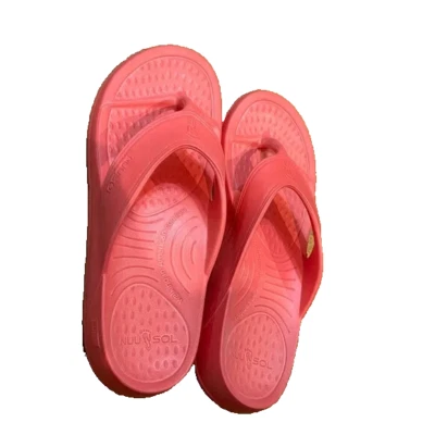 Chanclas NUUSOL CASCADE "Hechas en EE. UU." Coral Sunshine UNISIEX W11 M10 Foto 1 de 4