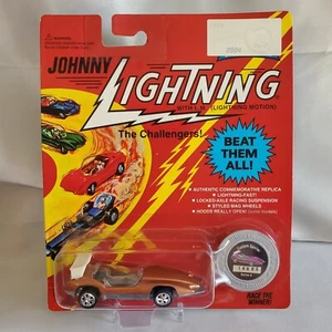 Johnny Lightning - The Challengers - Custom Spoiler - Orange - Picture 1 of 3
