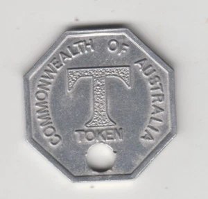 Token Commonwealth of Australia "T" 29mm aluminium octagonal used for tea - Imagen 1 de 2