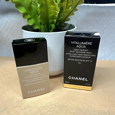 CHANEL Vitalumiere Aqua #121 Ultra-Light Skin Perfecting SunscreenMakeup SPF 15 - Image 1 of 4