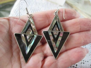 ABALONE BLACK ENAMEL SILVER PIERCED EARRINGS MEXICO VINTAGE - Picture 1 of 3