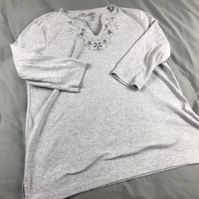 JMS JUST MY SIZE WOMEN'S GRAY FLORAL 3/4 SLEEVE V-NECK T-SHIRT 16W Embroidered - Image 1 of 4