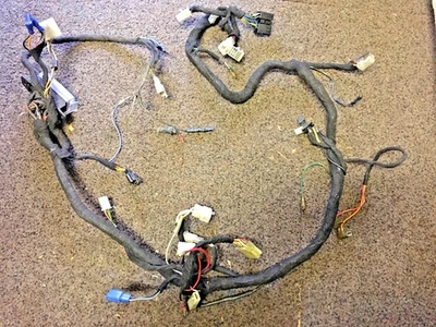1993 Yamaha TDM850 3VD Subloom Wiring Harness Fusebox Type - Image 1 of 4