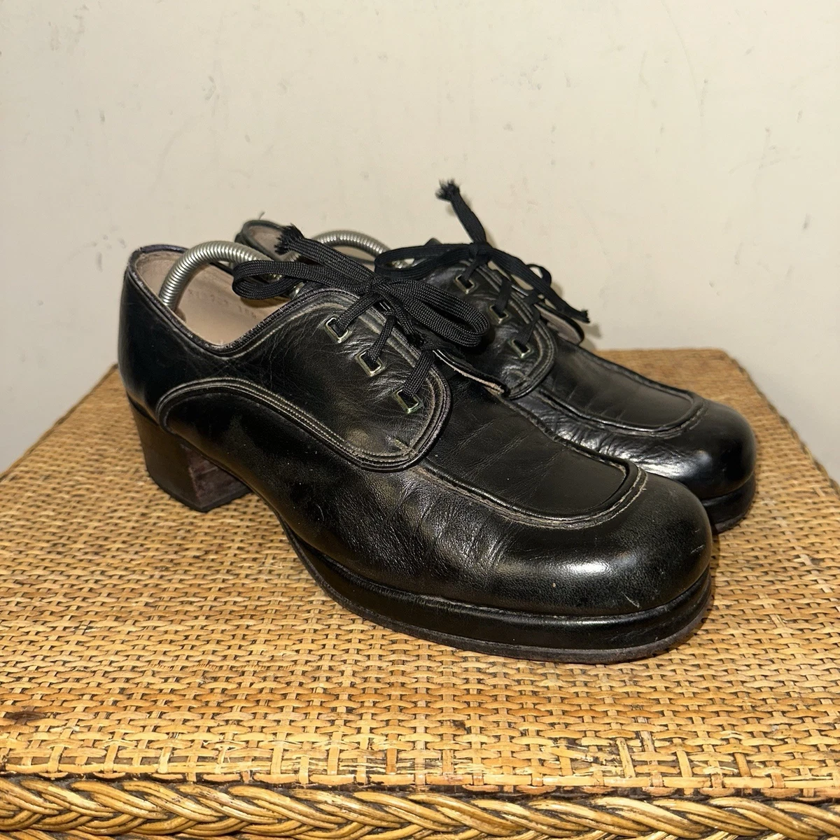 Leather Casual Shoes Vintage Men's 10 Men's US Shoe Size for sale