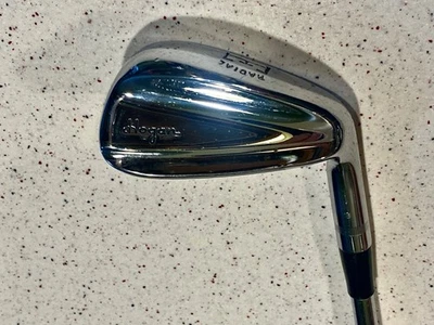 Ben Hogan Radial E Pitching Wedge Apex 3 Steel Shaft RH 35.5" - Image 1 of 4
