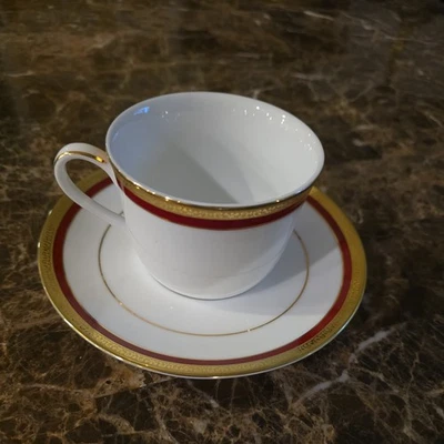 Raro, Charter Club Moda Buffet Oro, Juego de Taza y Platillo, SRI LANKA, 2006 Foto 1 de 4