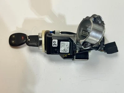 Chevrolet Captiva Sport 2012-2015 bloqueo de encendido con llave e inmovilizador OEM 22743215 Foto 1 de 4