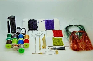 Fliegenbinden Werkzeug und Material Kit, Faden, Lametta, Kleber, Whip-Finisher - Bild 1 von 2