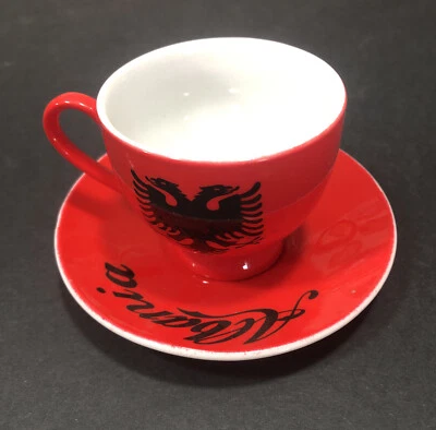 NUEVA TAZA DE CAFÉ ALBANIA TAZA + PLATILLO - DISEÑO ÁGUILA BANDERA ALBANIA - RECUERDO Foto 1 de 4