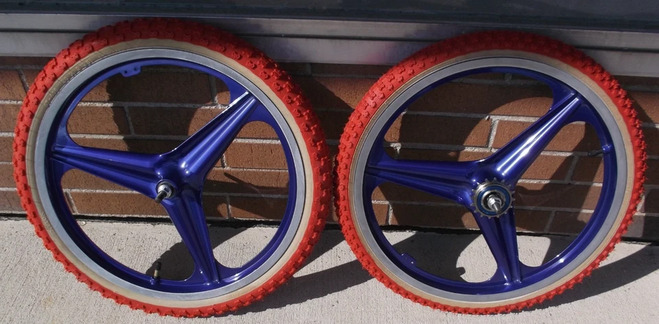 Ruedas BMX Custom Mag White Industries nuevos rodamientos híbridos de cerámica azul caramelo Foto 1 de 4