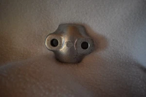 OEM HARLEY DAVIDSON 1 LEFT FORK SLIDER AXEL CAP PN 45410-75 - Bild 1 von 4