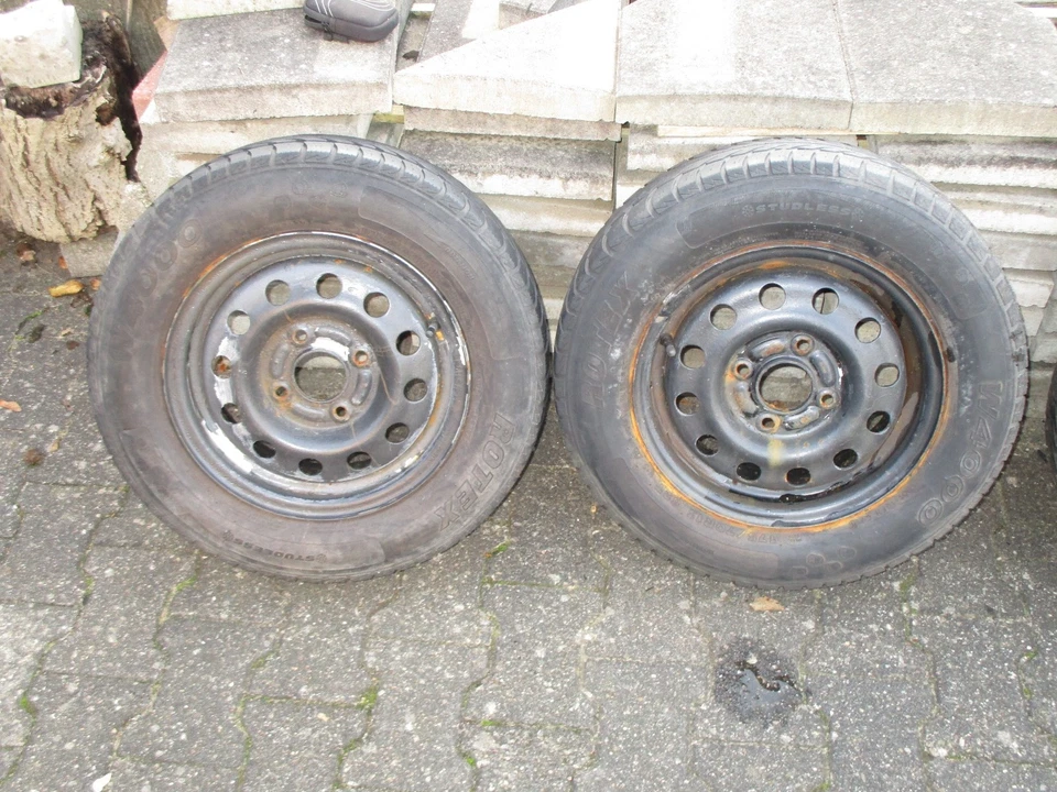 Rotex W 4000 175/70 SR 13 auf Ford Escort Felgen. - Bild 1 von 2