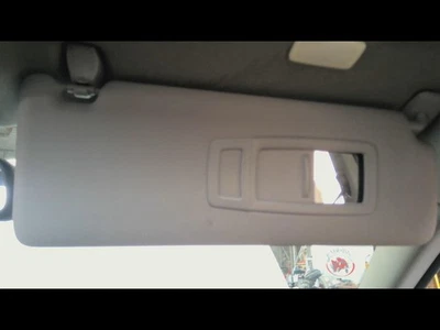 Parasol derecho usado se adapta a: BMW 328I 2014 grado derecho A Foto 1 de 4