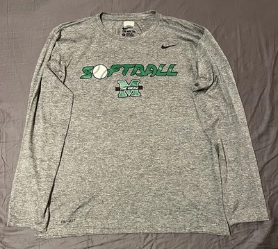 🟩🥎🟩 CAMISETA EMITIDA POR EL EQUIPO DE SOFTBOL NIKE DRI-FIT MARSHALL THUNDERING HERD MEDIANA Foto 1 de 4