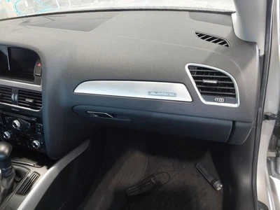 Caixa de luvas A4 Audi 2014 3009210 - Imagem 1 de 4