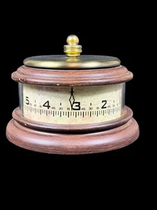 Bulova Tolland Maßband Uhr Holz Tischplatte Vintage Auslaufmodell - Bild 1 von 5