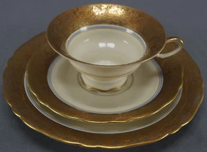 Rare Unger & Schilde Gold Encrusted Echt Atzgold Breakfast Set Circa 1896 - 1968 - Picture 1 of 5