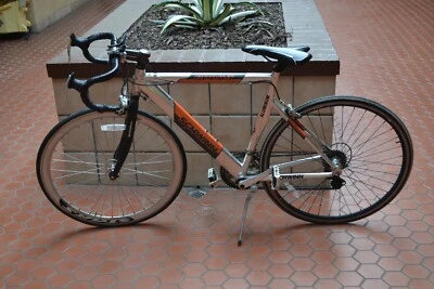 Schwinn Bike, Bicycle - Image 1 of 4