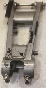 (#34) 2006 POLARIS PREDATOR 500 SWINGARM SWING ARM - Picture 1 of 4