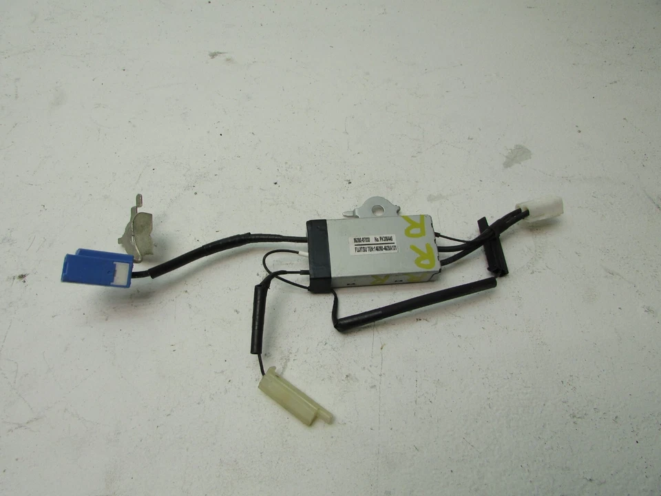 Amplificador de antena de radio AVALON 2013 2018 AM FM módulo amplificador de señal computadora Foto 1 de 4