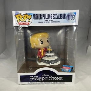 2021 NYCC VIRTUAL CON OFFICIAL Sword In The Stone ARTHUR PULLING EXCALIBUR - Bild 1 von 2
