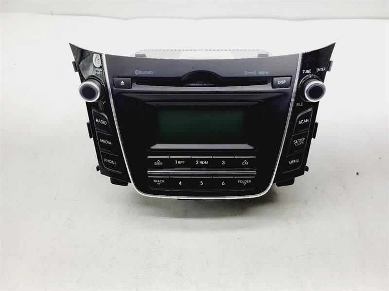 Hyundai Elantra GT 2013 2014 2015 hatchback receptor de radio de audio reproductor de CD  Foto 1 de 4