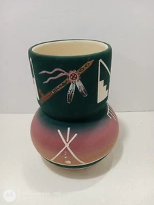Native American Vase Vessel Sioux Signed Little Thunder Scott Jones - Picture 1 of 10