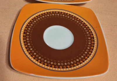 Juegos de tazas y platillos de café espresso Imusa / 2 tazas - 2 platillos naranja marrón y blanco Foto 1 de 4