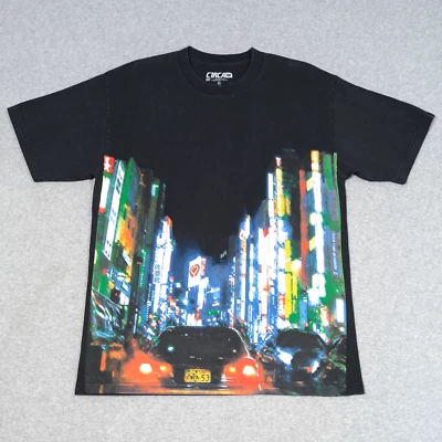 Camiseta Circa Footwear Skateboarding Grande Tokyo City Night Estampado Gráfico C1rca Foto 1 de 4