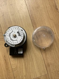 SANGAMO ROUND PATTERN ANALOGUE TIME SWITCH TYPE S251 13 172E - Picture 1 of 3
