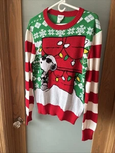 Snoopy Joe Cool Peanuts Weihnachtspullover Damen Medium Grün Rot/Weiß - Bild 1 von 10