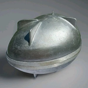 NORDIC WARE 2tlg. Eiförmige Kuchenform Form Metallguss Aluminium Ostern Vintage EUC - Bild 1 von 9