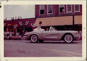 Foto Coche Vintage Automóvil 3"x5" Desfile Convertible Reina - Imagen 1 de 1