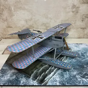 THOMAS GUNN Hansa Brandenburg W.12 Early. Sea Plane With Display Mat. - Picture 1 of 10