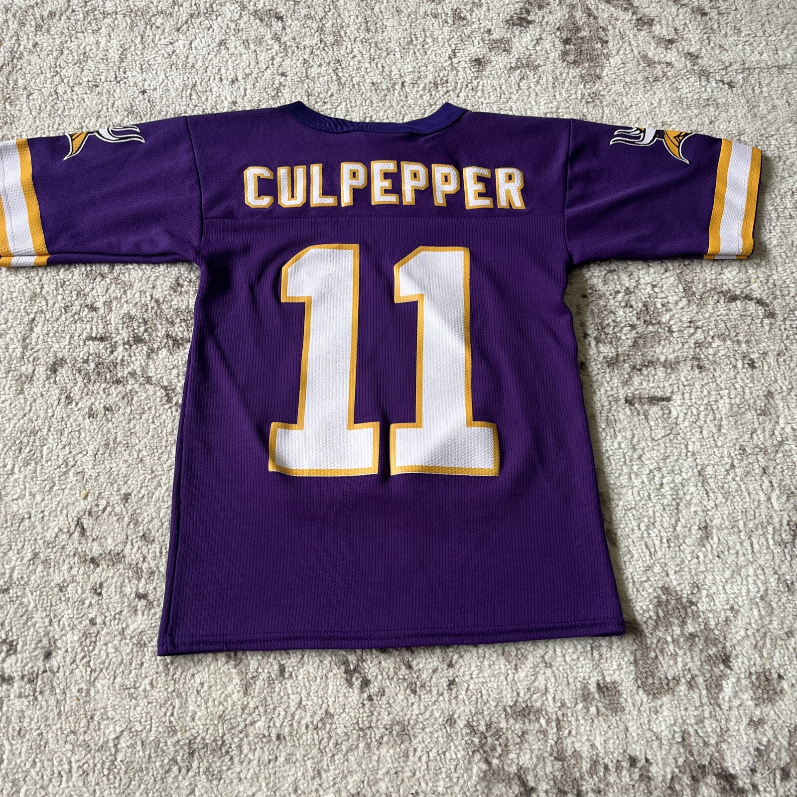 Lot 6 Minnesota Vikings NFL Jerseys: Culpepper, AP, T-Jack, Hovan ...