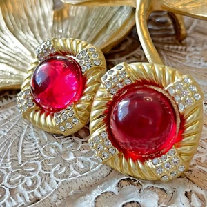 NUOVISSIMO orecchino vintage in resina/cristallo placcato oro palo argento rosso - Foto 1 di 3