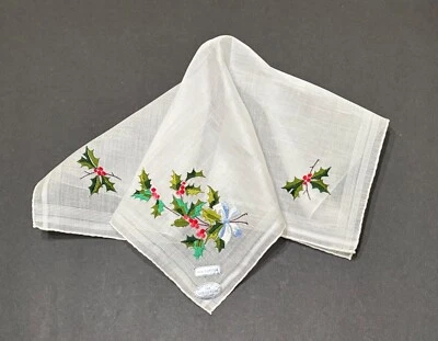 Pañuelo bordado de vacaciones cinta de acebo de invierno Suiza de colección Foto 1 de 4