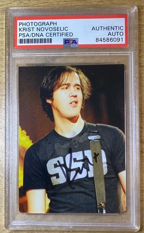 KRIST NOVOSELIC NIRVANA SIGNED PHOTOGRAPH AUTOGRAPH PSA DNA CERTIFIED PICTURE Cover