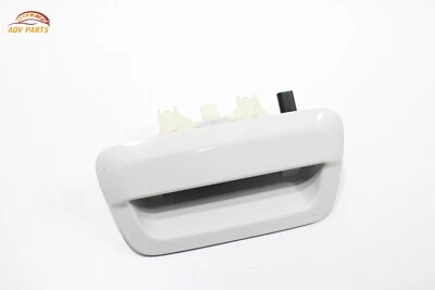 Jeep Renegade 2018-2023 puerta trasera puerta levadiza puerta trasera manija de liberación moldura OEM Foto 1 de 4