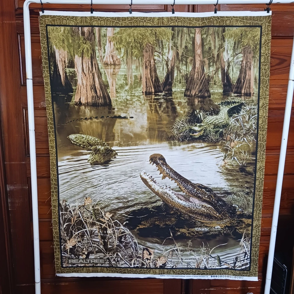 Panel de tela Realtree Alligators #9956 35" x 44" Foto 1 de 4