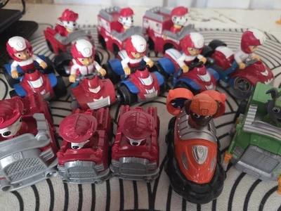 Paw Patrol enorme lote mixto de figuras con vehículos tal cual Foto 1 de 4