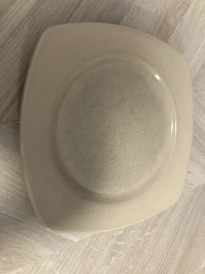 Teller Eckig Beige Nr 1 - Bild 1 von 3