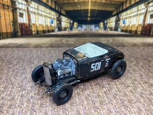 1932 Ford Roadster Weathered Hot Rod Barn Find Rusty 1/64 Diecast Custom Car - Picture 1 of 12