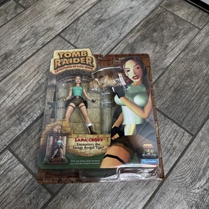 Figura Lara Croft Tomb Raider Encuentro Salvaje Tigre de Bengala Compañeros de Juego A2 - Imagen 1 de 3