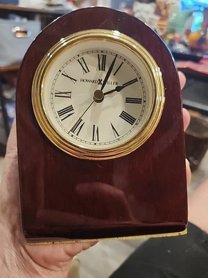 Howard Miller 645-191 Bristol Wedge Quartz Table Clock Preowned Works Great!!  - Image 1 of 4