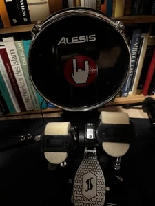 Alesis Bass Edrum 10“ - Bild 1 von 1