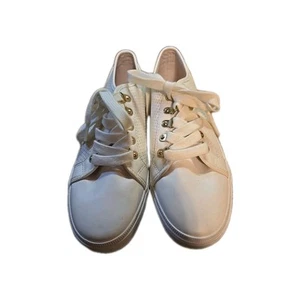 Tommy Hilfiger  Womens White Leather Flag Detail Sneakers Shoes Size 7 Worn 1 X - Picture 1 of 11