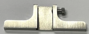 Accesorio de base de profundidad Brown & Sharpe TESA 05.60013 para pinza de 6"/150 mm - Imagen 1 de 2