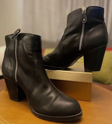 Botines Vera Wang negros para mujer talla 7 Foto 1 de 4